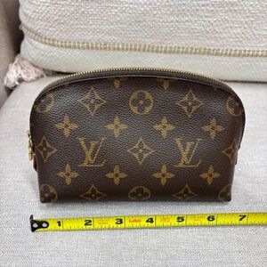 Lv cosmetic bag